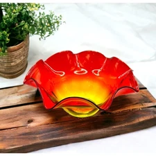 Vintage Amberina Ruffle Scalloped Handblown Art Glass 11" Bowl