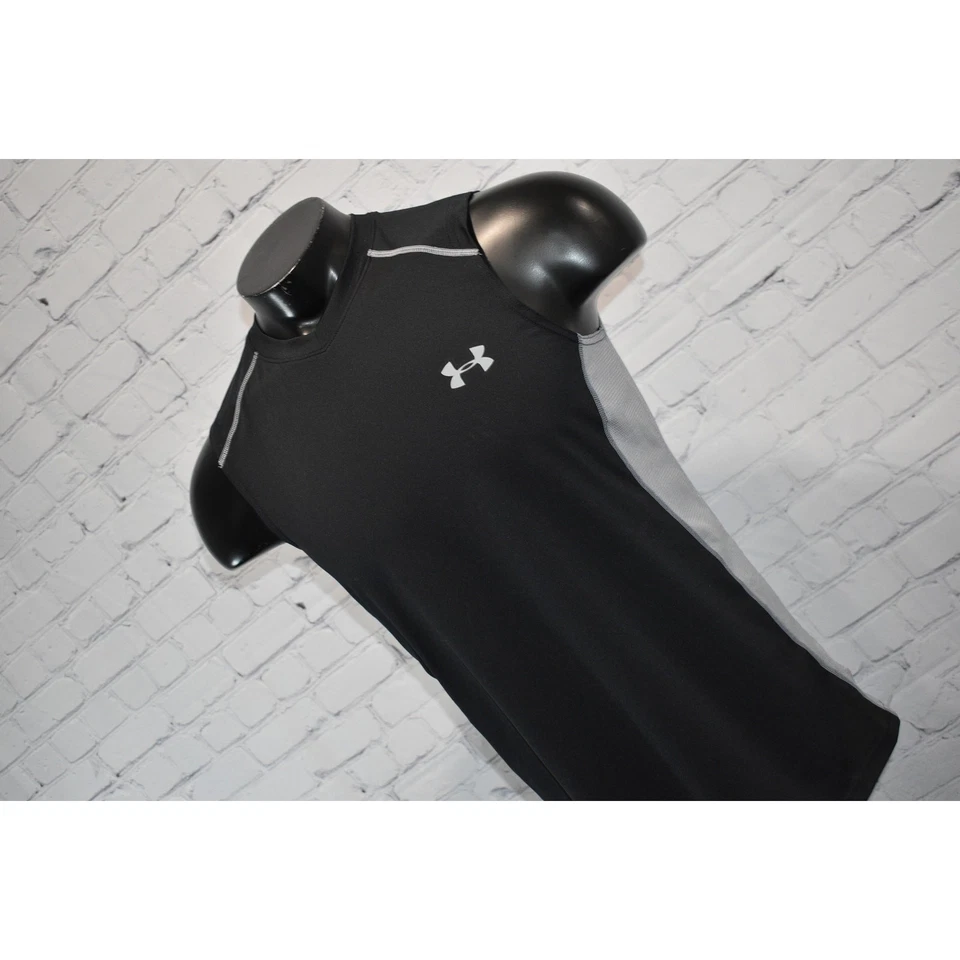 Camisa de gimnasio Under Armour camiseta sin mangas para hombre talla mediana ajustada negra HeatGear poliéster Foto 3 de 4