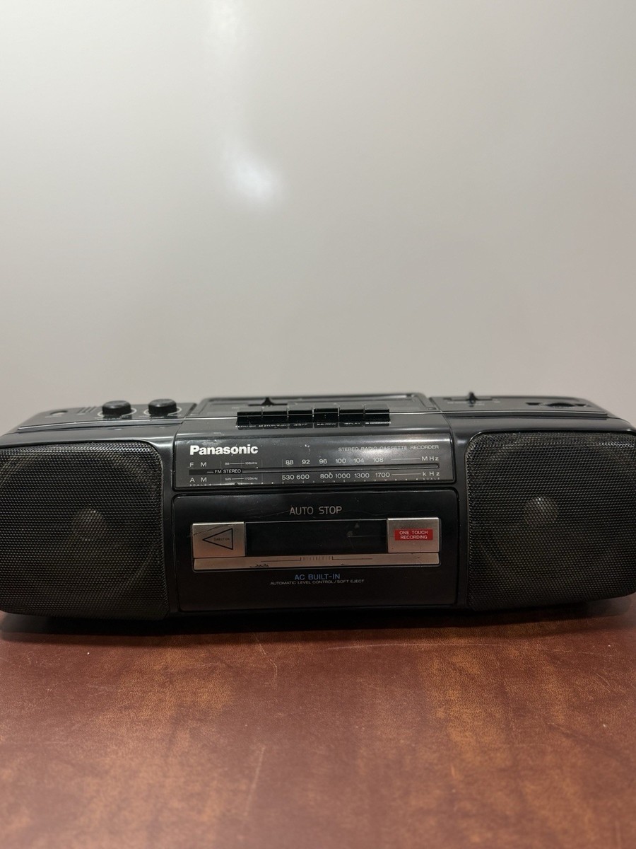 Panasonic RX-FS400 FM AM Radio Stereo Cassette Recorder READ