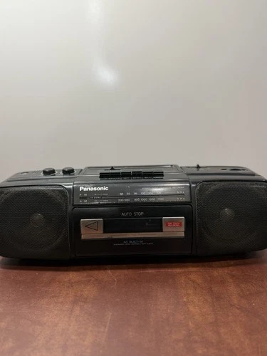 Panasonic RX-FS400 FM AM Radio Stereo Cassette Recorder READ Description