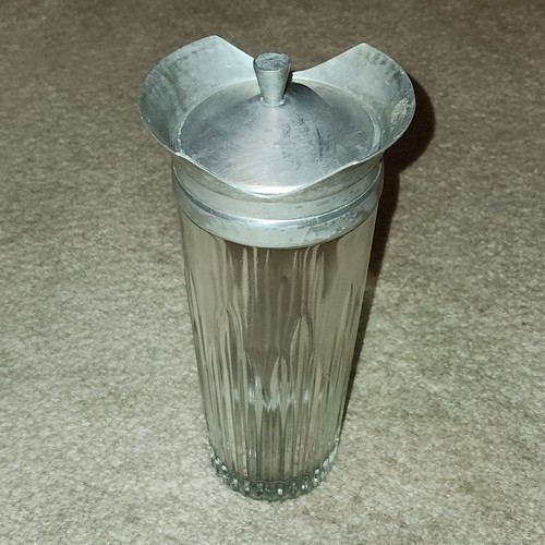 Vintage Retro Mid Century Indiana Glass - Heavy Cocktailer Shaker - 2 Spout Top - Picture 1 of 6