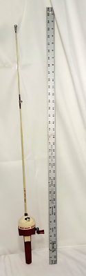 Vintage 1982 DISNEY Mickey Mouse Child FISHING POLE Rod Reel ZEBCO