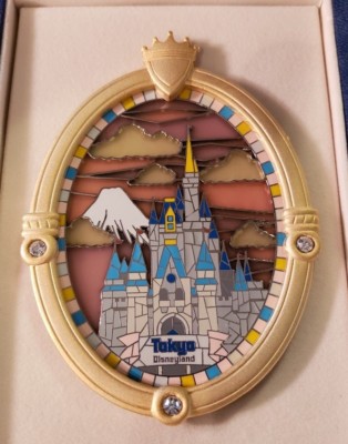 Disney LE 750 Cinderella Castle Window TDL Stained Glass Jumbo