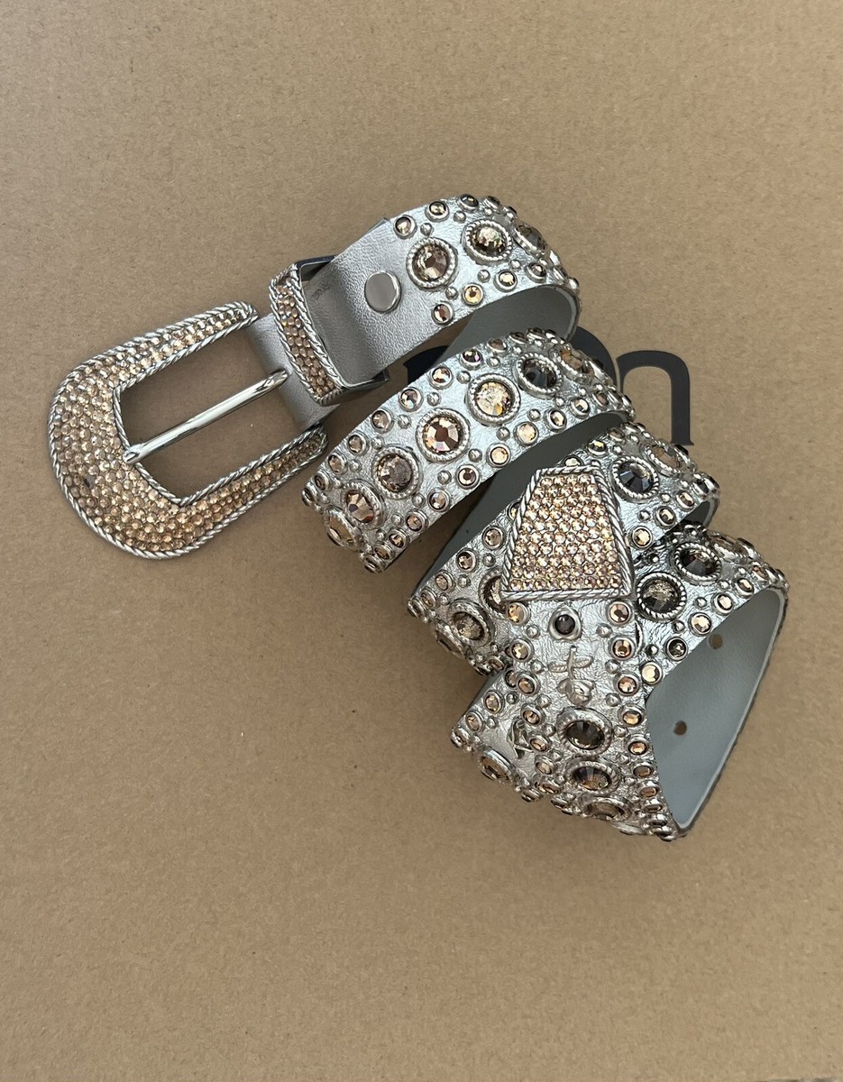 Kippys Belt Beautiful Pre-owned Leather with Rhinestones Ivory 39” Kippys Belt Beautiful Pre-owned Leather with Rhinestones | eBay main image 2