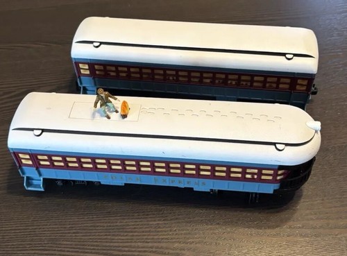 Lionel Train Polar Express Disappearing Hobo 15" Observation Passenger Car Lot 2