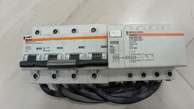 Merlin Gerin 21026 disjoncteur modulaire Multi 9 - DT40 - 1 pôle + N - 20 A - courbe C