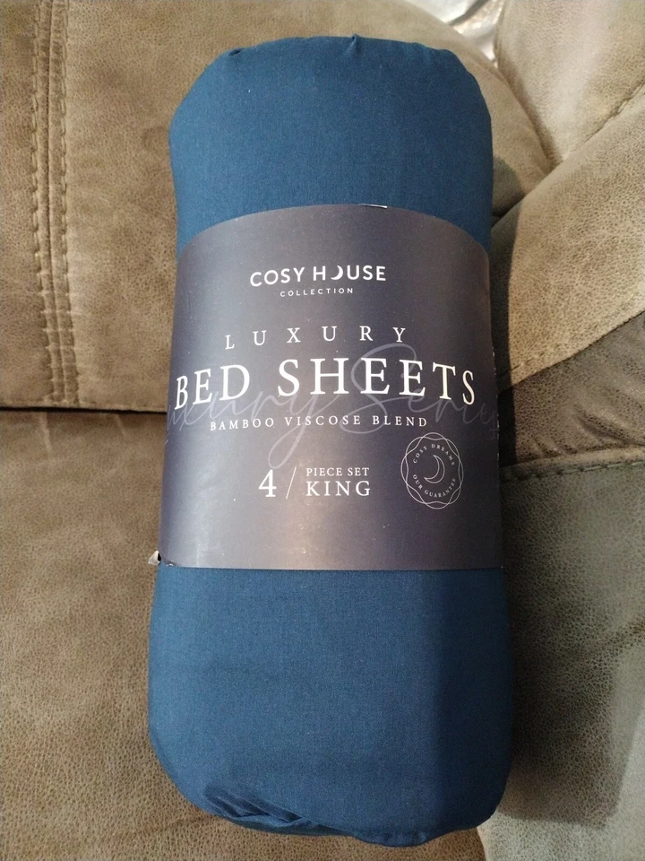 Cosy House Collection Luxury Bamboo Sheets - 4 Piece Bedding Set - King Turquois - Image 2 of 4