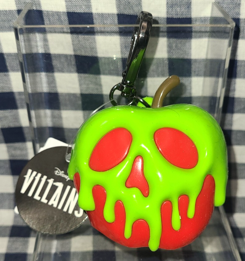 NEW Queen's Poison Apple DISNEY VILLAINS PocketBac Holder Bath