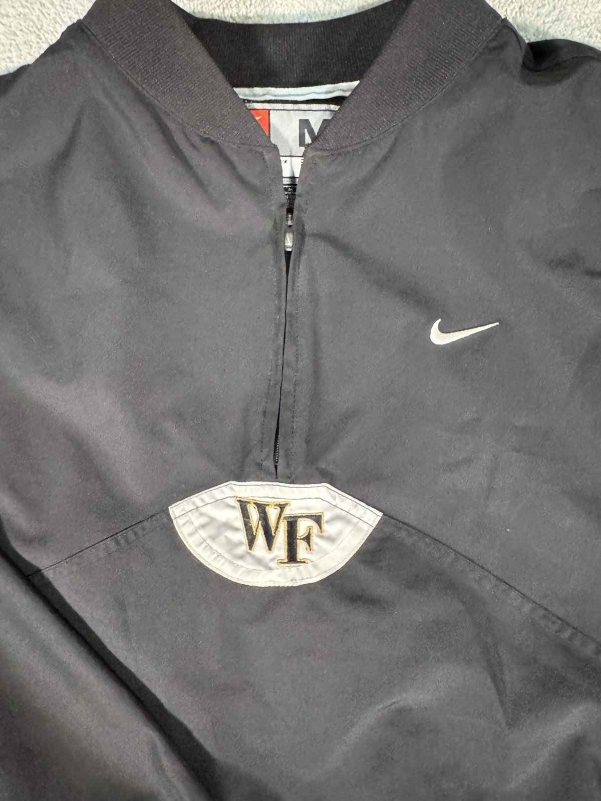 SACAI X NIKE Nike Wake Forest Demon Deacons nero 1 4 zip pullover giacca a vento media