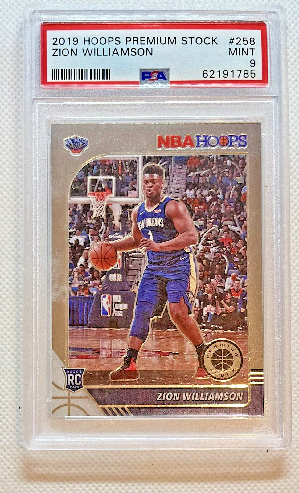 2019-20 Hoops Premium Stock Zion Williamson ROOKIE #258 PSA 9 MINT