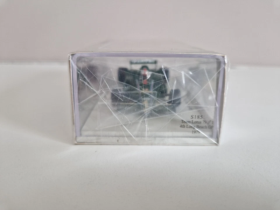 Spark 1/43 Martini Lotus Ford 79 M. Andretti - 4th Gp Long Beach 1979 - S1851 - Immagine 3 di 4