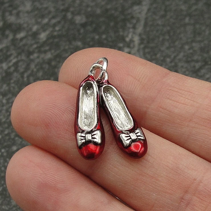 Ruby slippers best sale charm