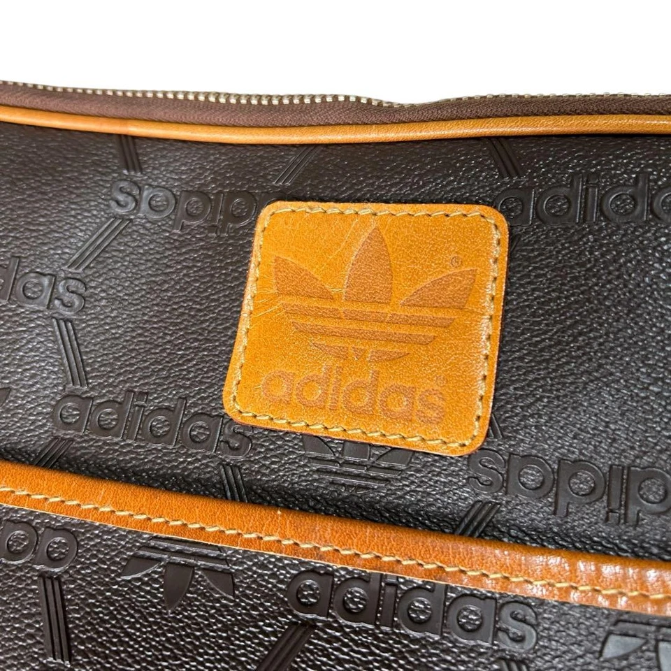 阿迪达斯 70 80S 单肩包 Kanematsue Sho PVC 标志全包图案限量版 — 第 4/4 张图片