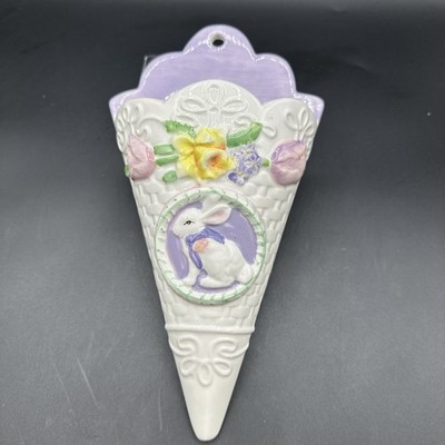 Ceramic Hanging Flower Case Easter 10 1/4 Inch