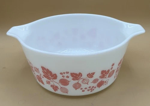 Vintage Pyrex Pink Gooseberry Round Casserole Dish No Lid 474