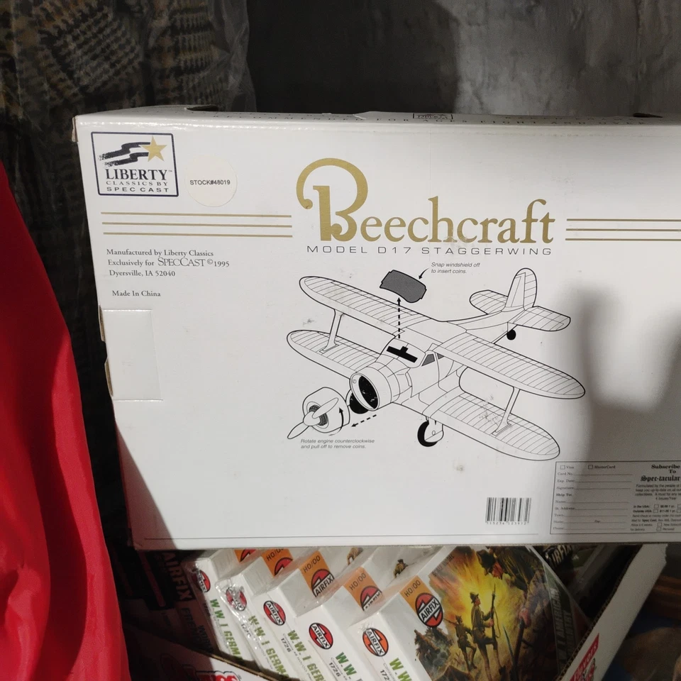 Liberty Classics/Spec Cast Model D17 Staggerwing NAS  1/35 Diecast Bank #48019 - Image 4 of 4