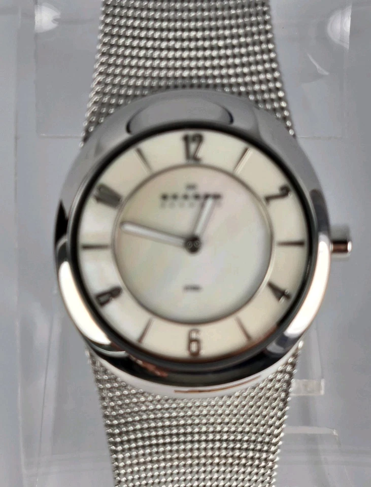 SKAGEN ACERO MUJER ACERO INOXIDABLE ST RESISTENTE AL AGUA 3ATM MADREPERLA ESFERA 26mm Foto 4 de 4