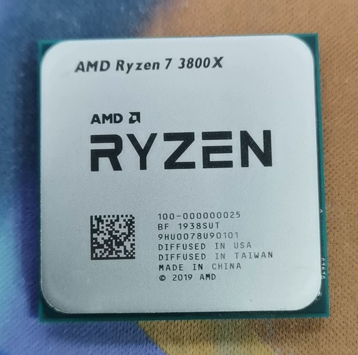 AMD Ryzen R7 3800X 8-core 16-thread 32MB 105W AM4 3.90GHz CPU