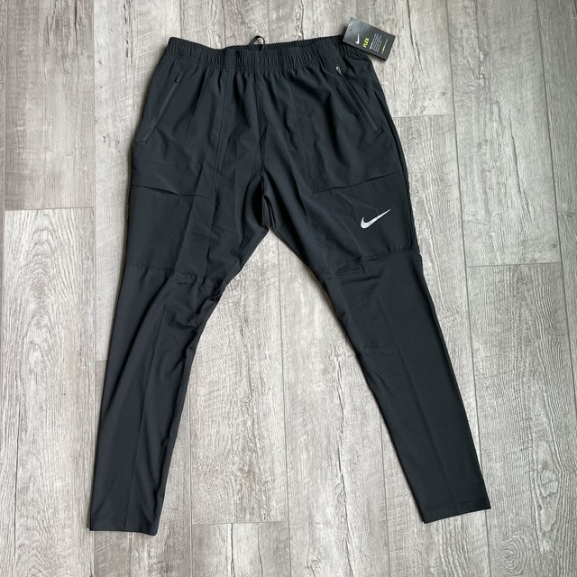 nike essential hybrid