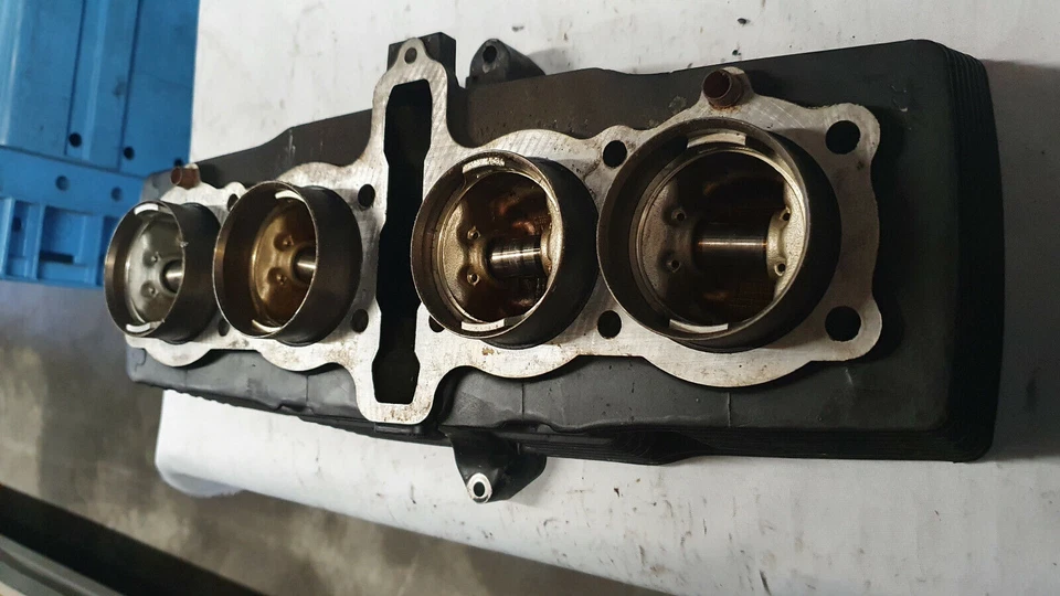 Honda CBX 550 Zylinder + Kolben, Zylinderkopf B5075 - Bild 3 von 4