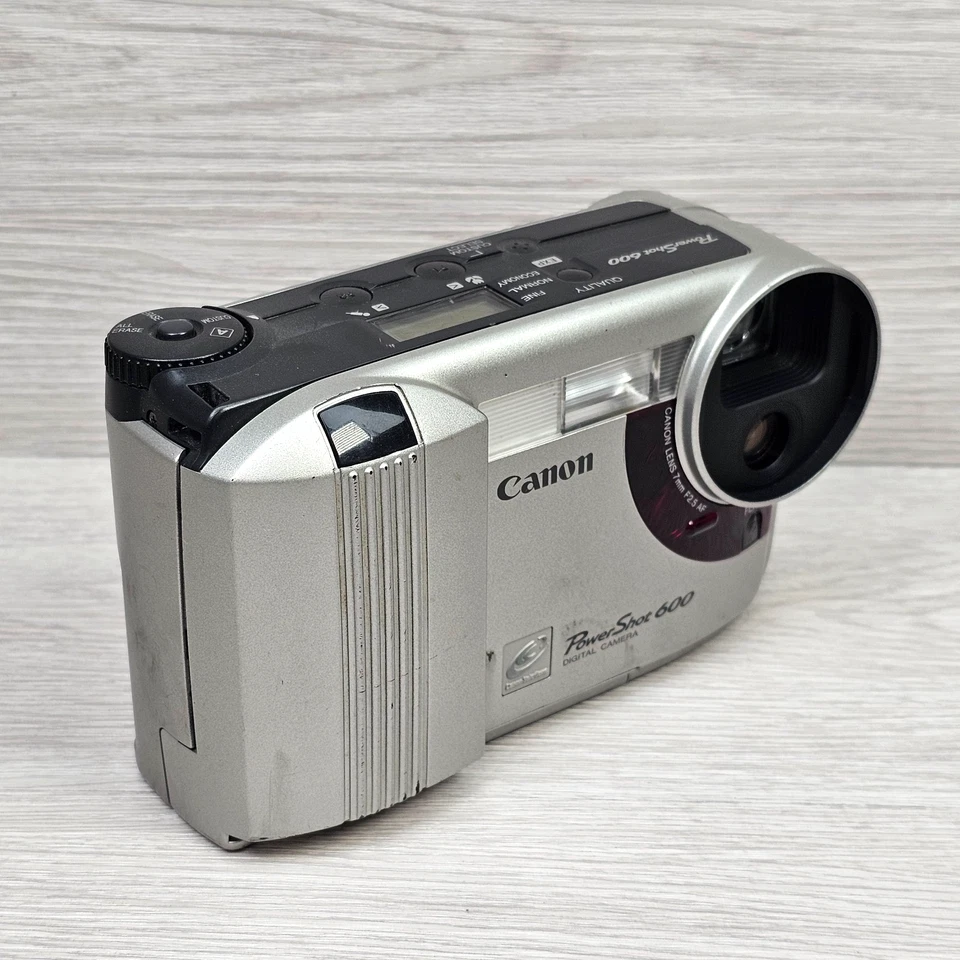 Canon PowerShot 600 0.5MP Digital Camera 1996 – Very Rare! (Untested) - Image 2 of 4
