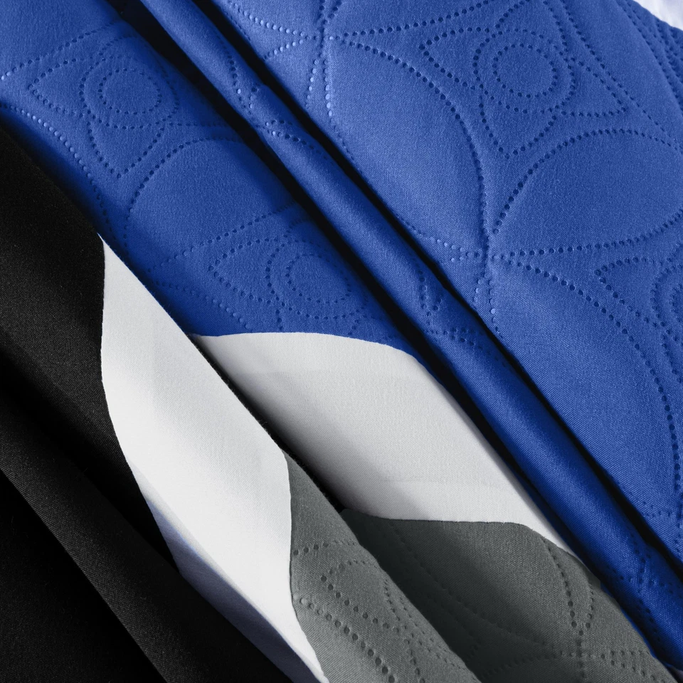 Juego de edredón cama en bolsa con retazos medallón de 7 piezas Chezmoi Collection Foto 3 de 4