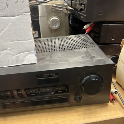 VINTAGE TECHNICS SU V76 STEREO INTEGRATED AMPLIFIER No Power Plug