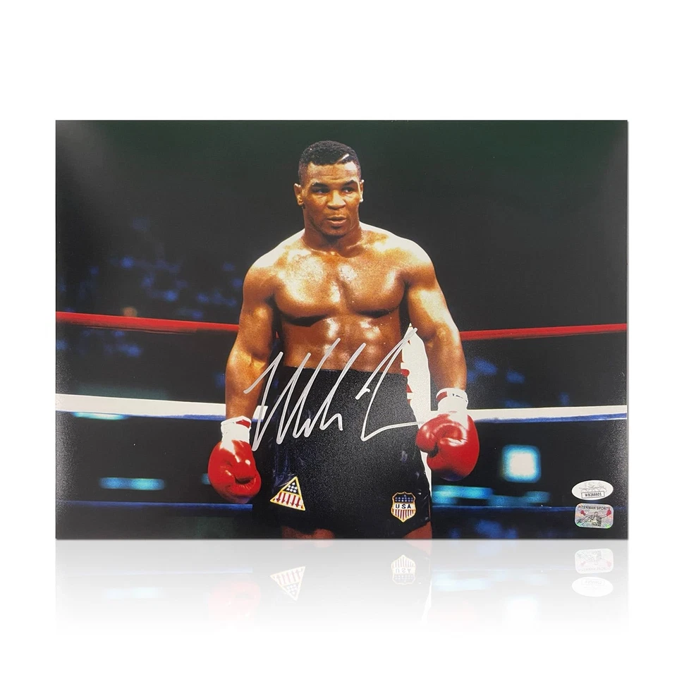 Von Mike Tyson signiertes Boxfoto: Iron Mike. Deluxe-Rahmen - Bild 3 von 3