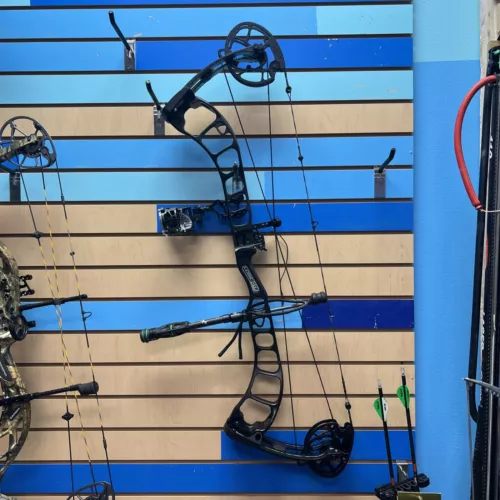 Prime Logic CT5 Compound Bow, Fully Loaded, RH, 29”, 60lb