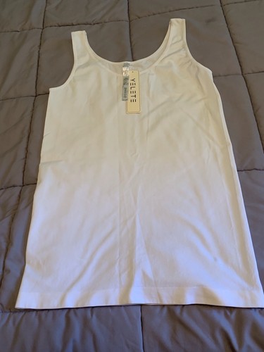 Yelete Women's White Seamless Round Neck Tank Top Plus Size - Picture 2 of 5