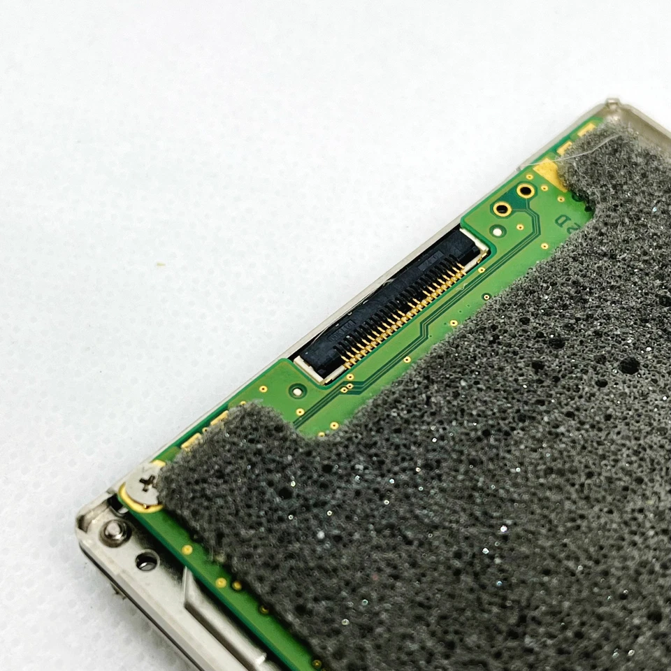 Samsung 120GB 4200RPM HS12UHE/A 16M SATA LIF interface 1.8-inch hard drive - Image 3 of 4