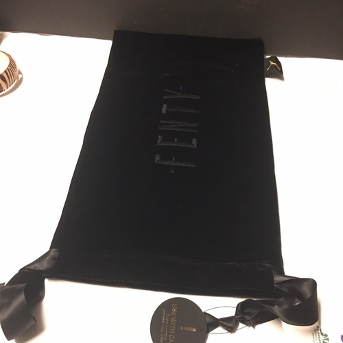 NWT Fenty Puma Rhianna Black Velvet Ribbon Drawstring Logo Dust Shoe Bag - Picture 7 of 13