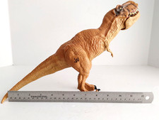 Hasbro Jurassic World T-Rex Action Figure 16" Biting Chomping Button 19161