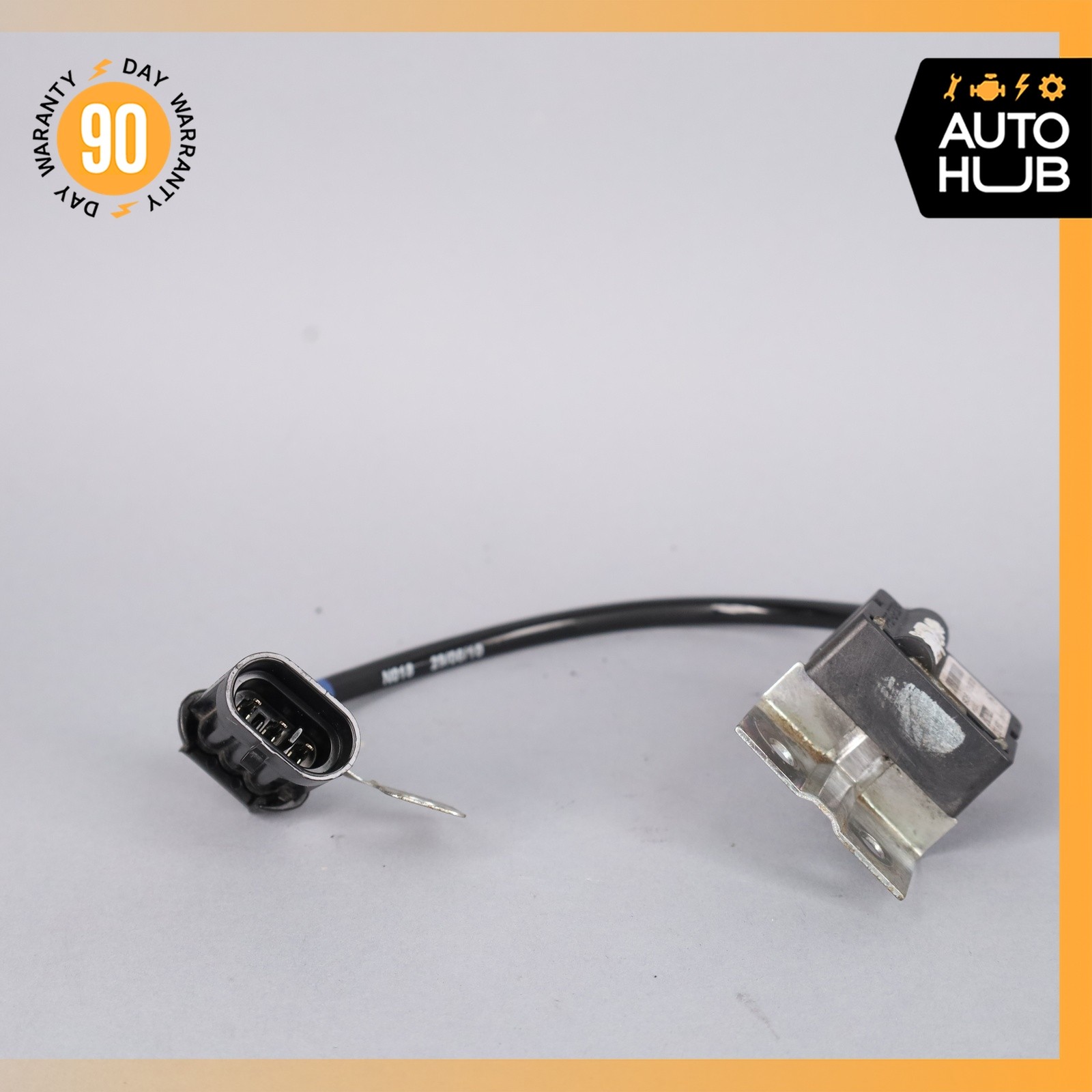02-19 Maserati GranTurismo Coupe 4200 Vertical Acceleration Sensor 232082 OEM