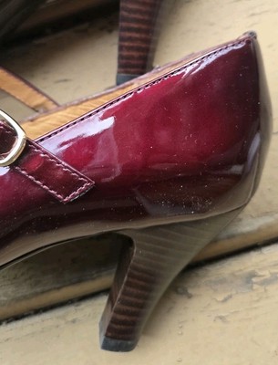 New 8 Sofft Women's Burgundy Red Holiday Patent Leather Stacked Heel Mary Jane  