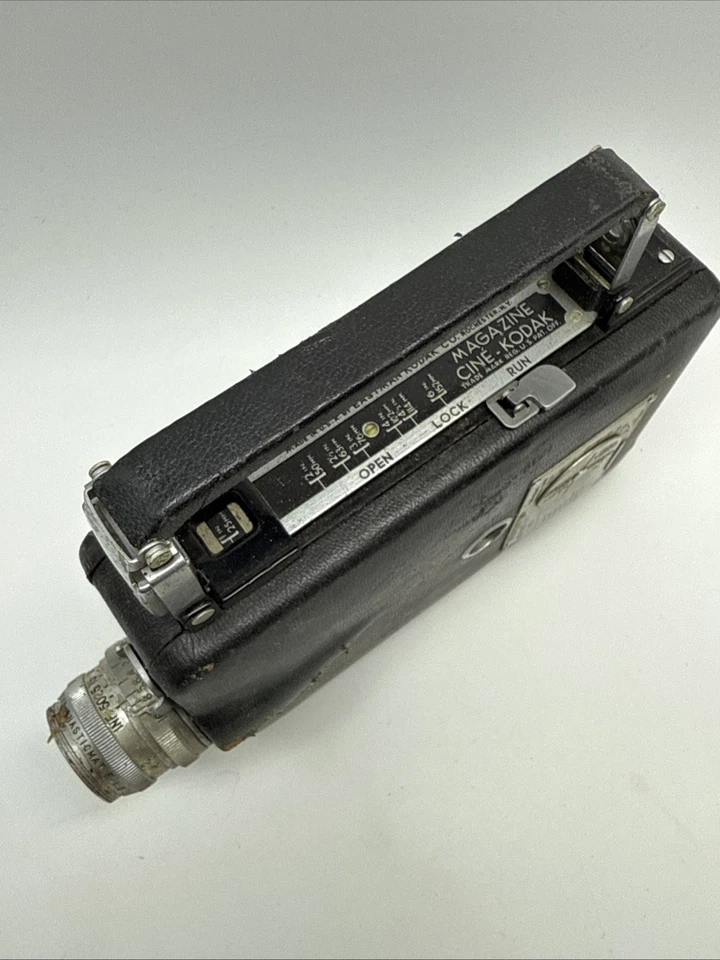 Cámara fotográfica Kodak Cine Magazine 16 mm con Cine Ektar 25 mm f/1,9 V27 Foto 3 de 4