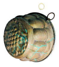 Metal Wall Hanging Bowl Dish Jelly Cake Mold Berries Metalware Vintage ra