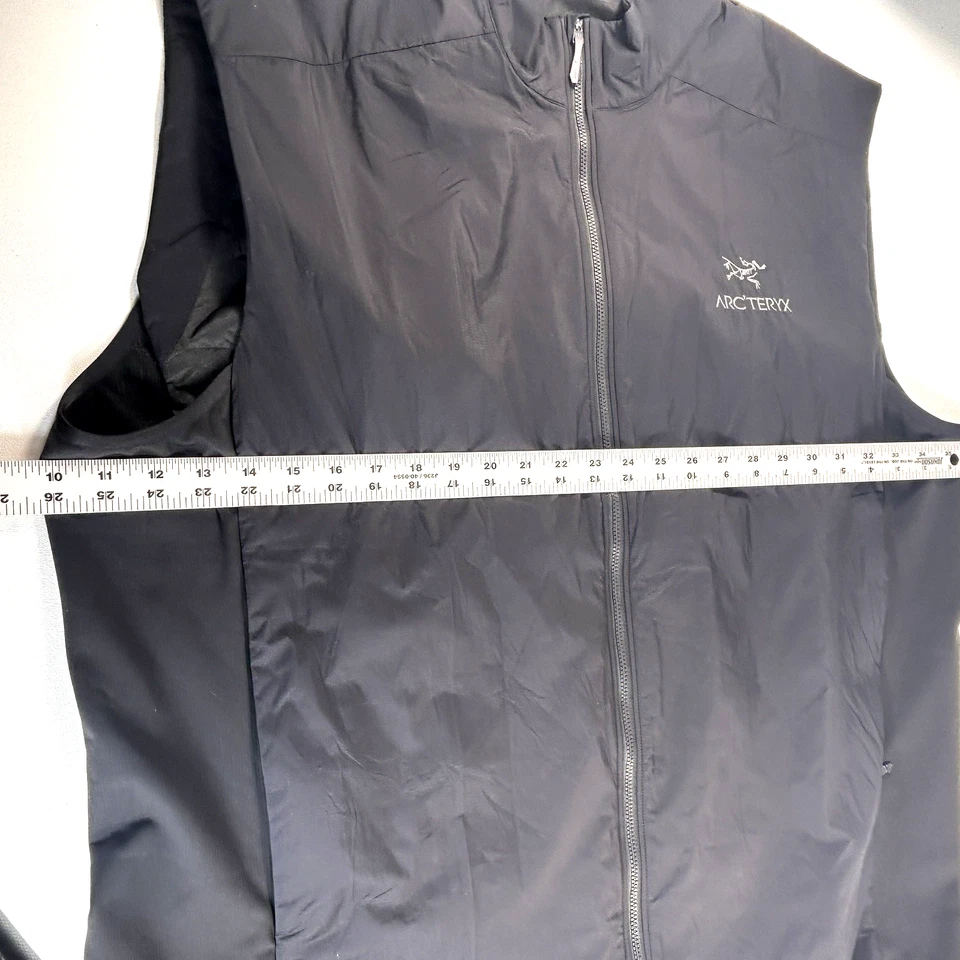 ArcTeryx Vest Mens Sz XXL Black Atom Vest M Full Zip Lightweight Hiking Outdoors - Image 4 of 4