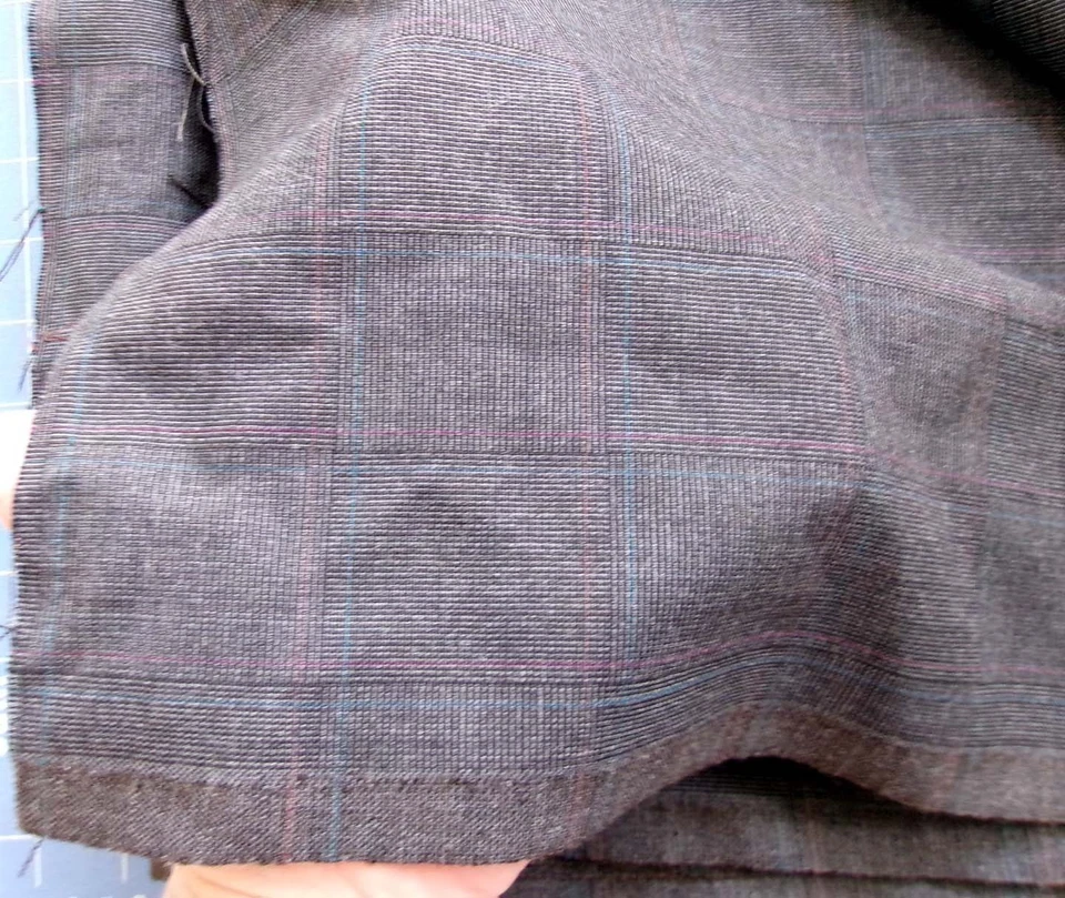 7 1/3 yd Vintage Suiting Fabric Wool Blend Twill Plaid Grid Grey Blue Pinstripe - Image 2 of 4