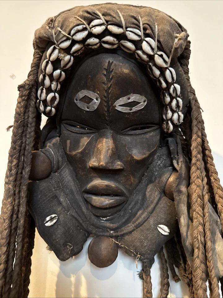 MASCARILLA AFRICANA ART DAN (16” X 12”) Foto 2 de 4