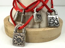 UNO de 50 Red Cord Silver PadLock Charm Bracelets Lot of 5 w/ Bag & COA Spain