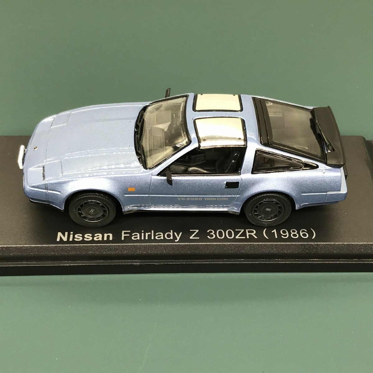 Mini Car Nissan Fairlady Z 300ZR 1986 1/43 Scale Box Display