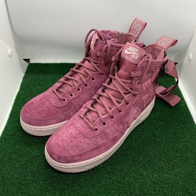 nike sf af1 force is female