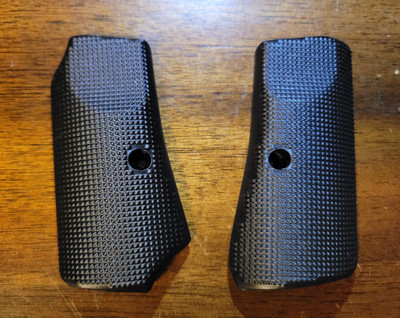 Beretta 1934 Grips Stipple Pattern (3D printed black)