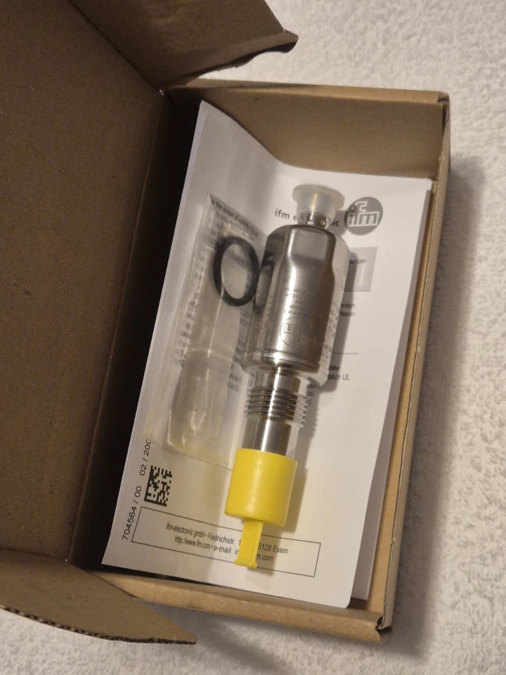 IFM LMT100 IFM - LMACE-A12E/QSKG/0/US Sensor For Point Level Detection - Image 4 of 4