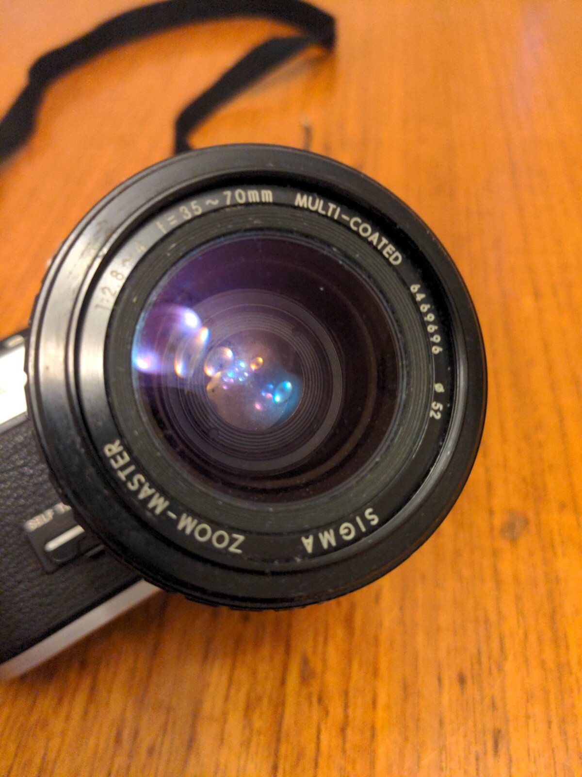 Nikon FG20 SLR 35mm Camera With Sigma 3575mm Auto Zoom Lens Read