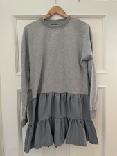 Pretty Little Thing Grey Woven Tiered hem sweat Jumper dress size 4