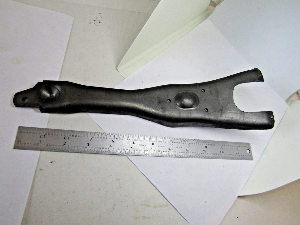 HORQUILLA EMBRAGUE CARQUEST 14553 para Ford F100 F150 F250 F350 Bronco 1979 1982  Foto 4 de 4