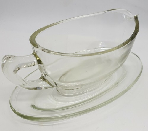 Vintage Pyrex Clear Glass Gravy/Sauce Boat with Saucer Vintage Christmas Style - Picture 6 of 12
