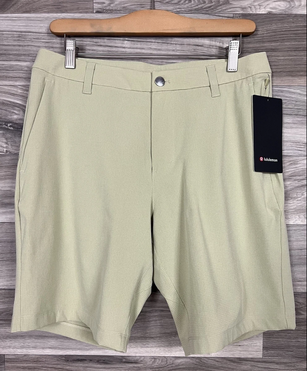 Lululemon Commission Short Classic 9 Size 31 Dew Green DWGN 50210